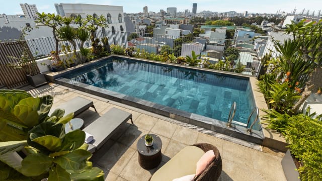 Modern 2 Bedroom Apartments in An Thuong – Pool, Café & Workspaces