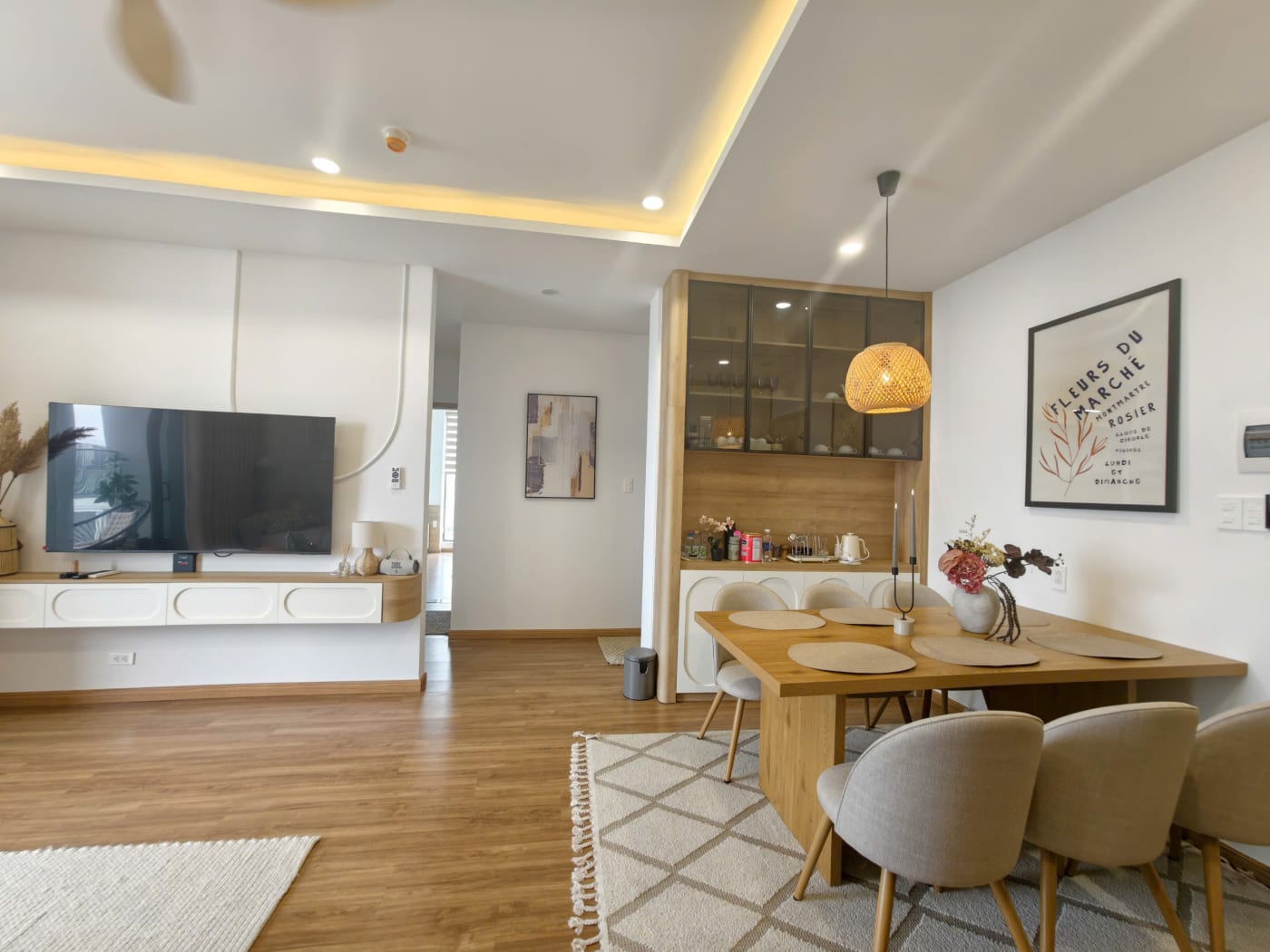 Modern 2-Bedroom Apartment for Rent at Panoma Da Nang – High Floor, Bright & City View, photo 1 of 3