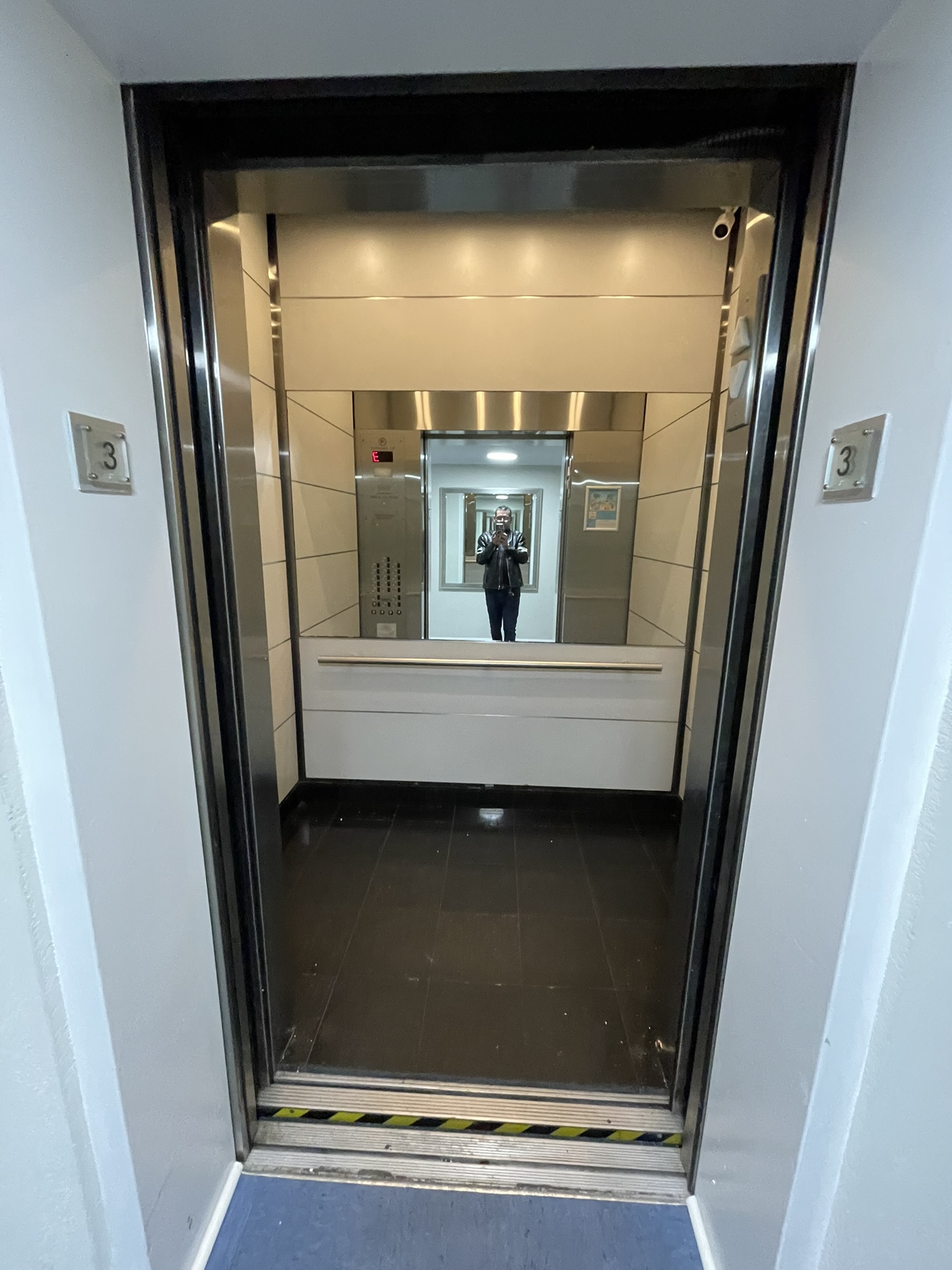 Gallery Image 15