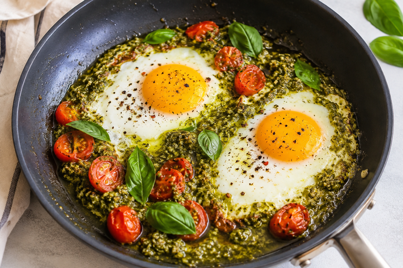 Pan-Fried Pesto Eggs