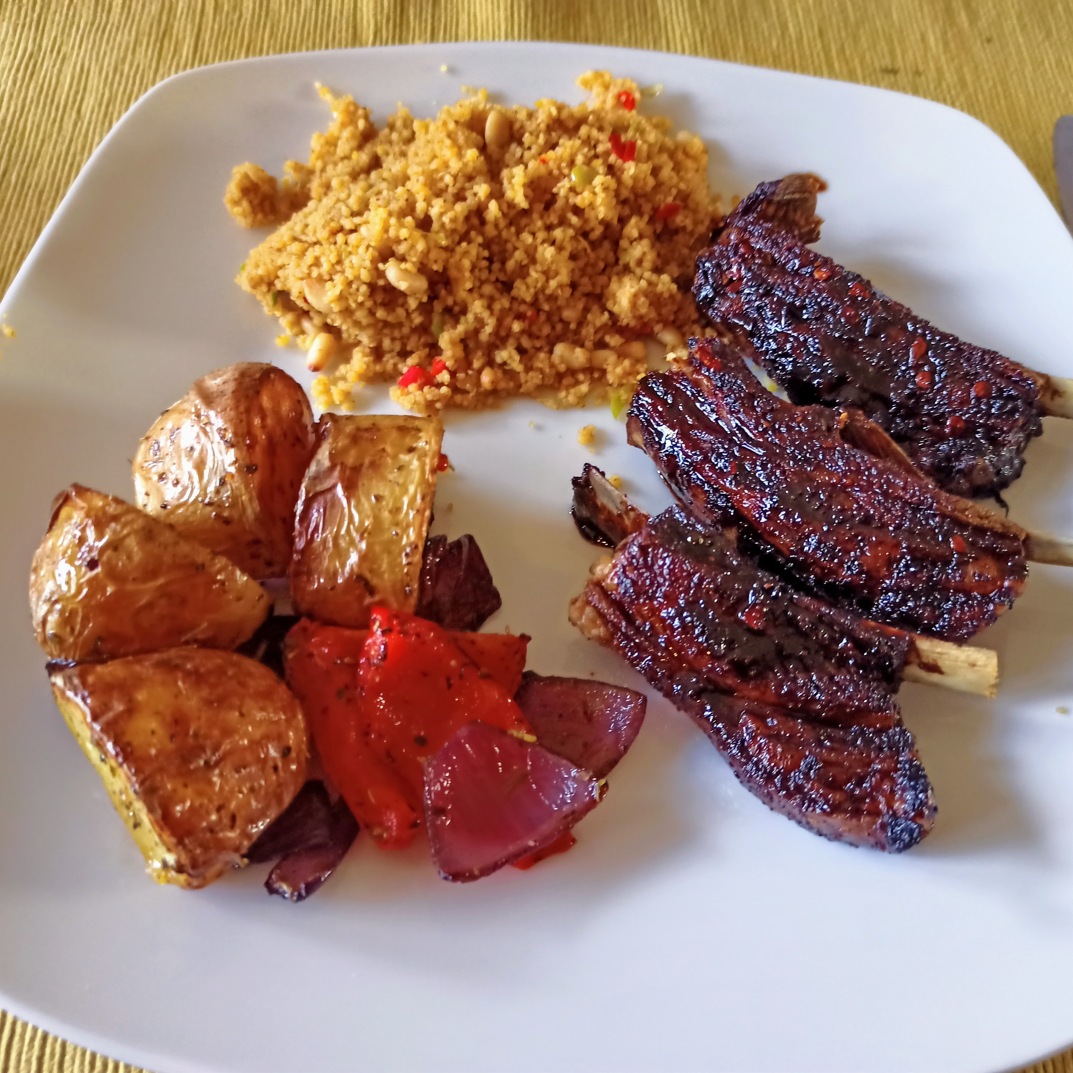 https://res.cloudinary.com/dthhn8y5s/image/upload/v1667421796/Food/1-lambribs_qbmfj3.jpg