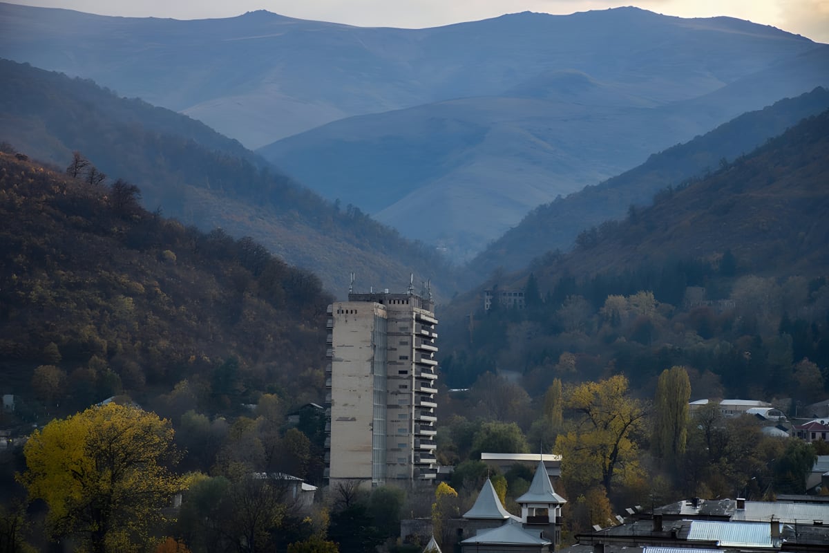 DownTown Guest House Vanadzor – cozy guest house accommodation in central Vanadzor, Lori Province, Armenia