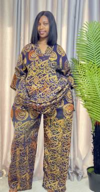 Adire crepe two piece set – angle 1 | Trouser Set Sisiosa