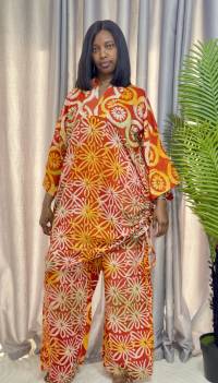 Adire crepe two piece set – angle 1 | Trouser Set Sisiosa