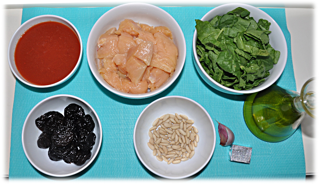 Ingredientes para la receta fácil de pollo con ciruelas y piñones