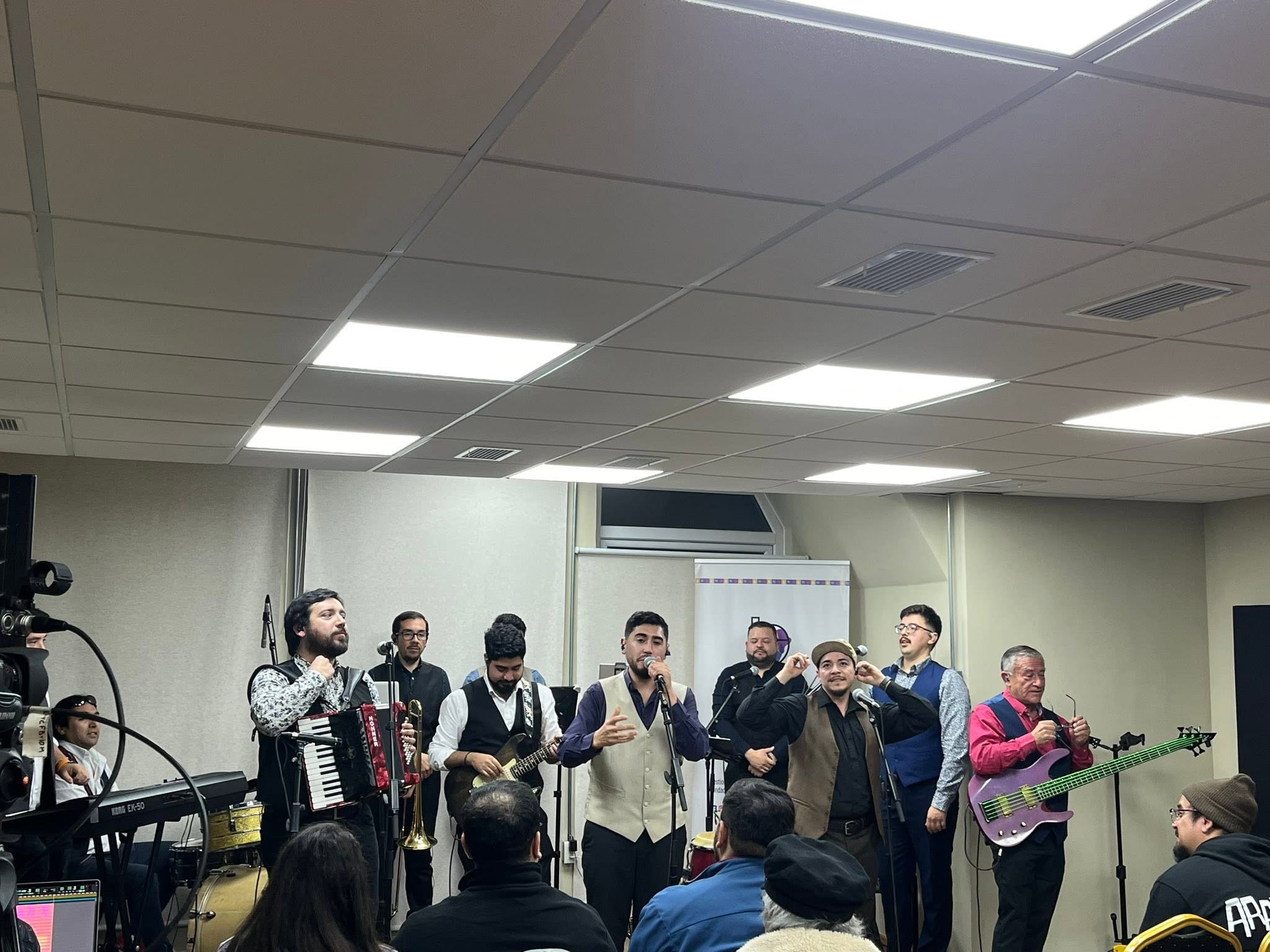 La Casa Presenta : Arawiy