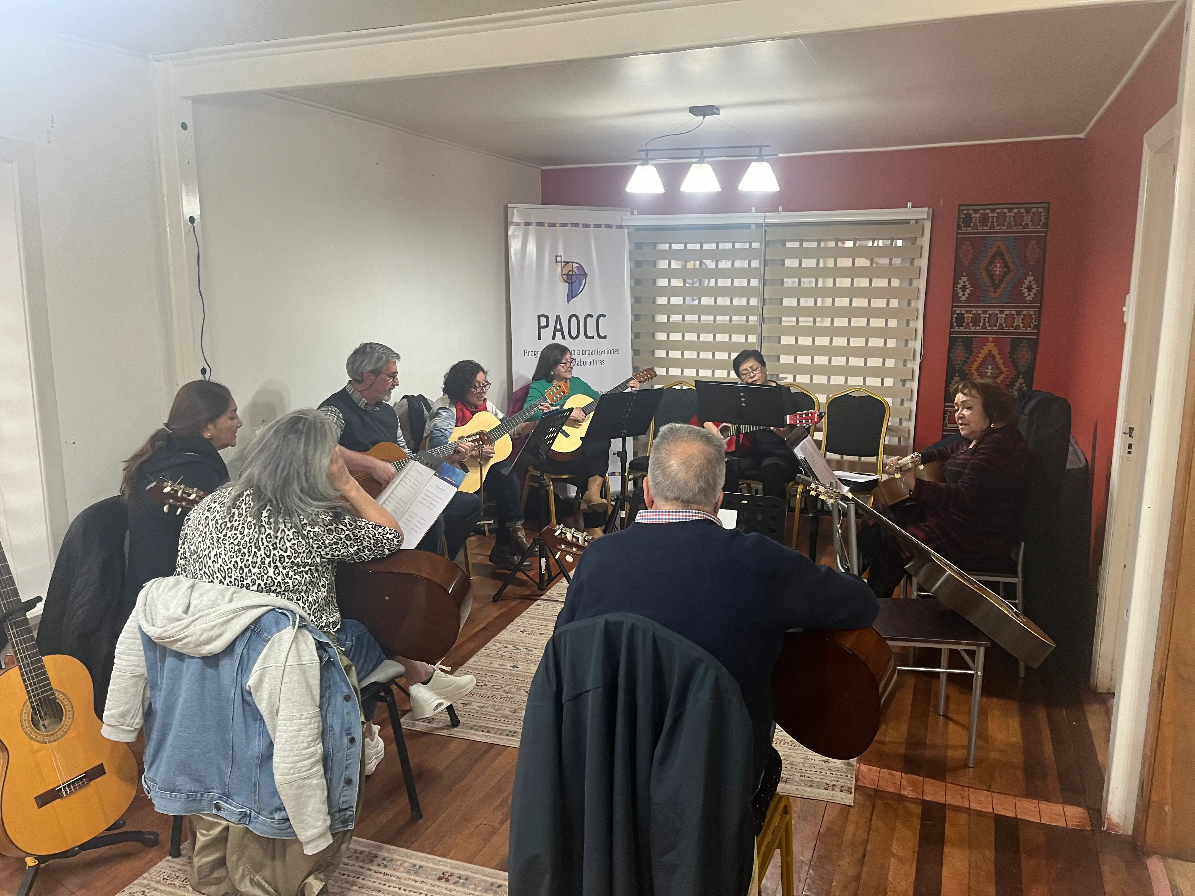 Taller guitarra adulto mayor 2025