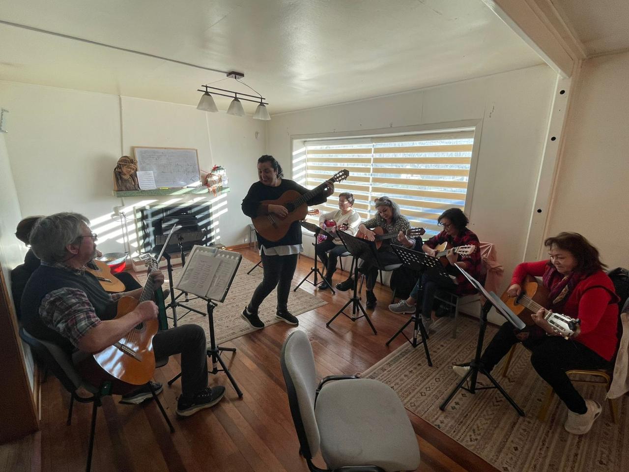 Taller guitarra adulto mayor  2025