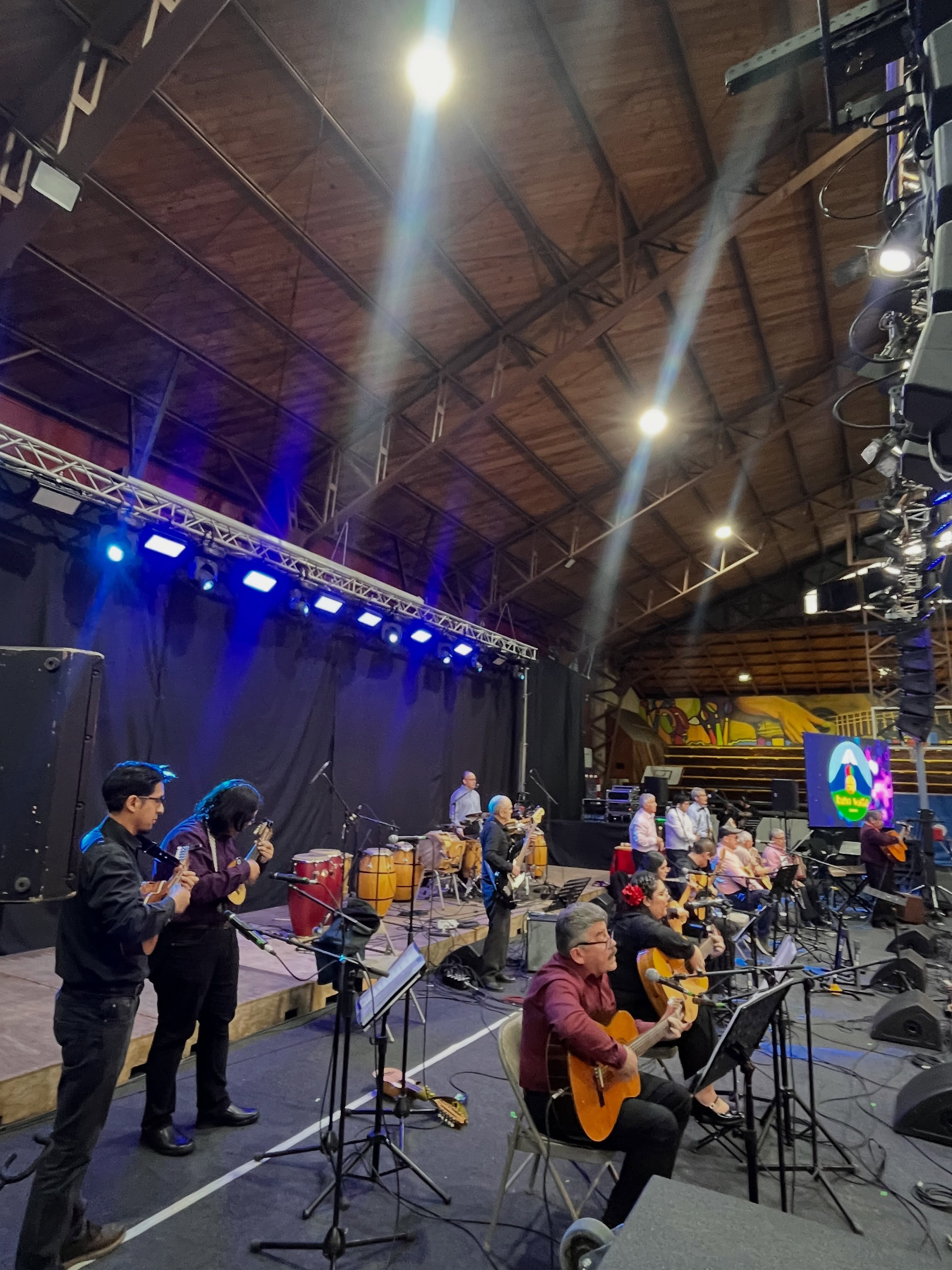 Orquesta Kupai Wintu - Osorno Vivo: La fiesta de la Música