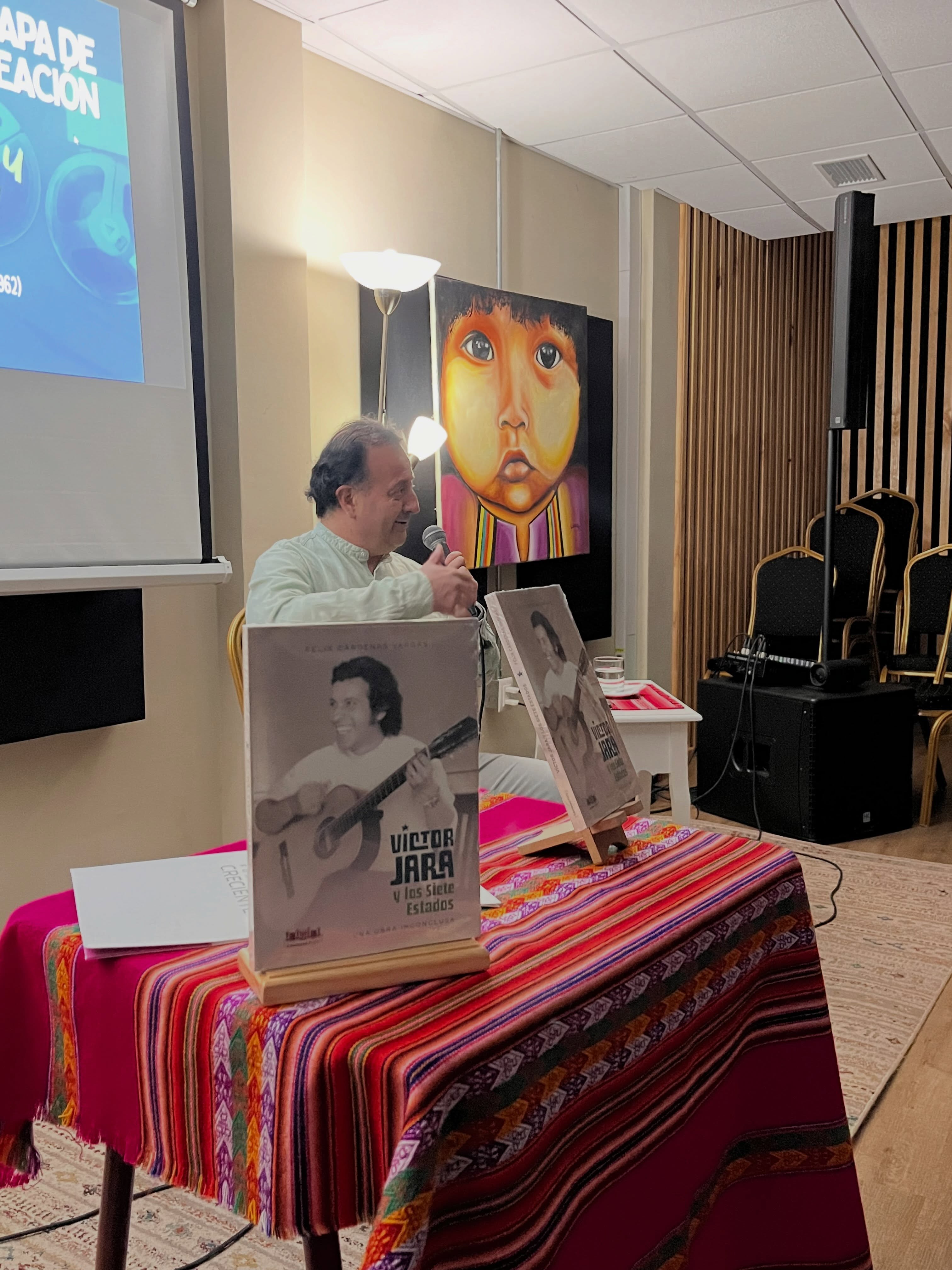 Lanzamiento del libro “Víctor Jara y los Siete Estados: Una obra inconclusa” del autor Félix Cárdenas Vargas.