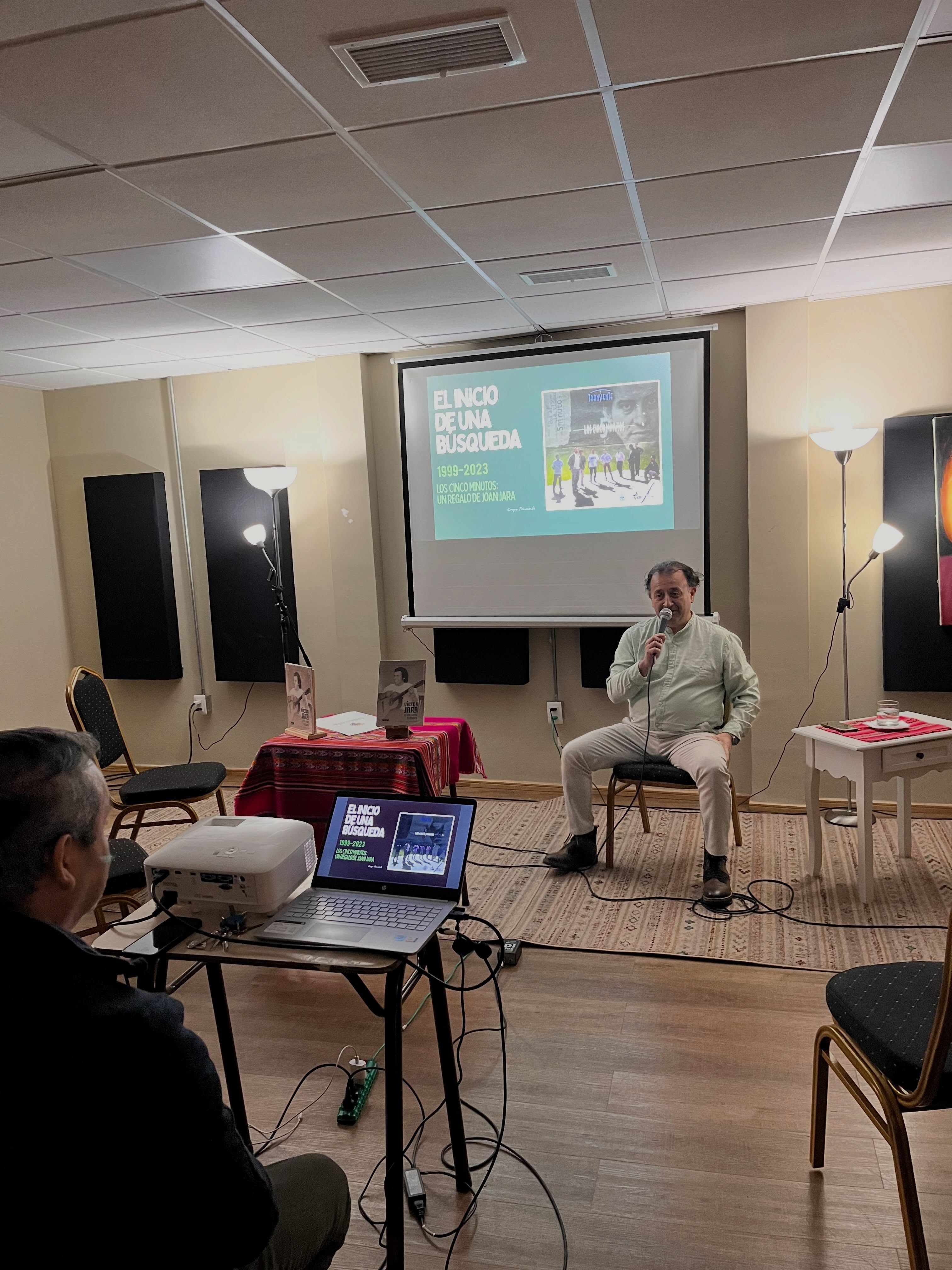 Lanzamiento del libro “Víctor Jara y los Siete Estados: Una obra inconclusa” del autor Félix Cárdenas Vargas.