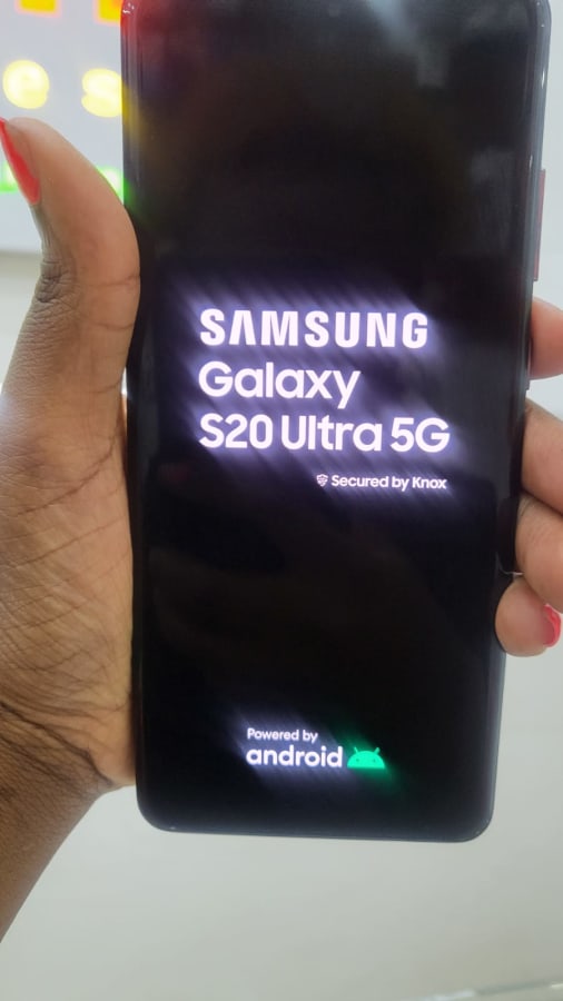 Samsung S20 ultra 12GB/512GB Black, Like New, Cbd, Nairobi