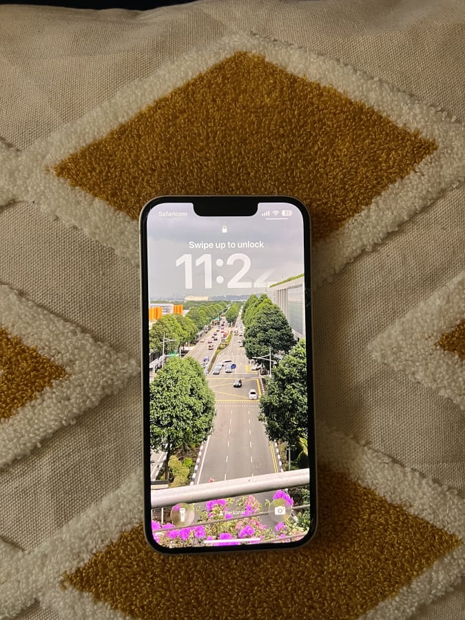 Apple iPhone 13 4GB/128GB Starlight (white), Good, Ruaka, Kiambu