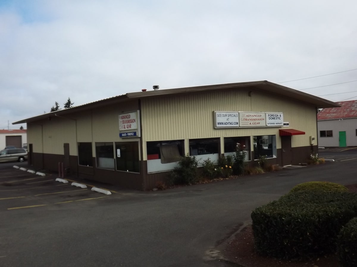 199th & Burnside Commercial Exterior Repaint Gallery Image