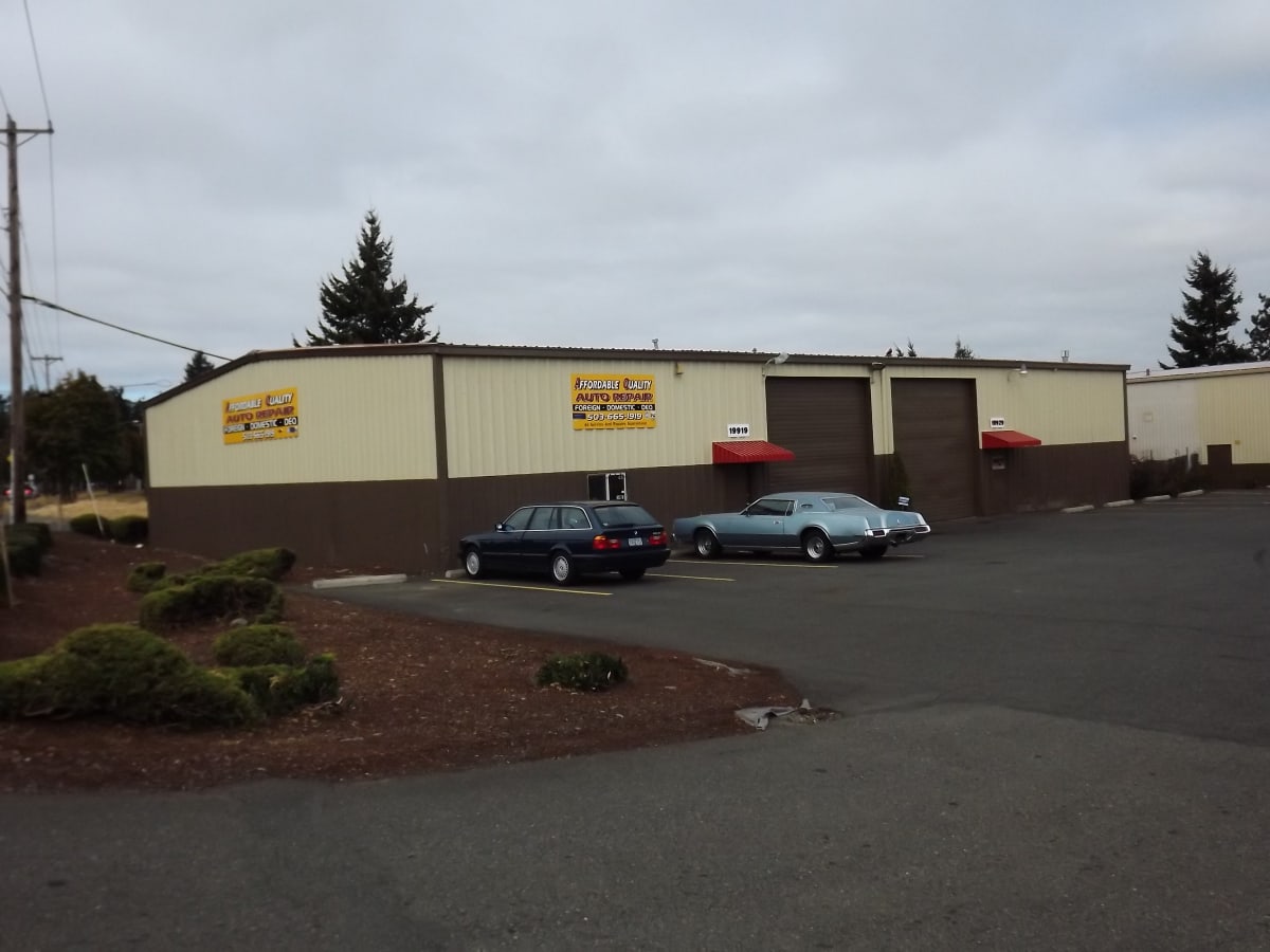 199th & Burnside Commercial Exterior Repaint Gallery Image