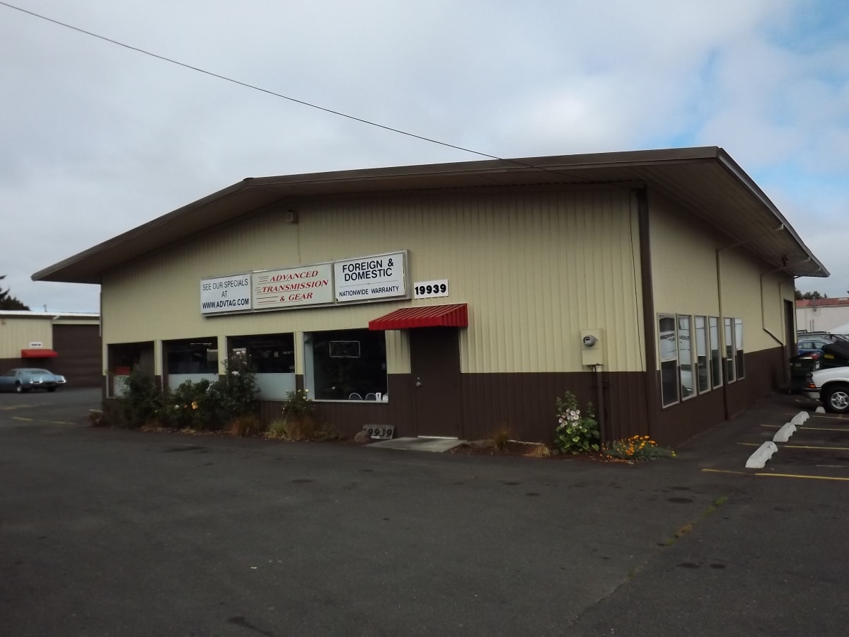 199th & Burnside Commercial Exterior Repaint Gallery Image