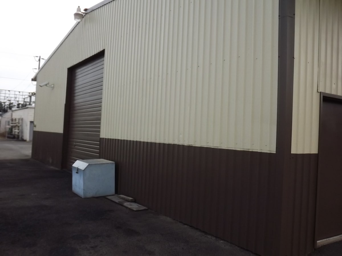 199th & Burnside Commercial Exterior Repaint Gallery Image