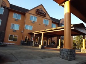 Palace Inn Hotel Exterfior Repaint Lincoln City, OR Gallery Image