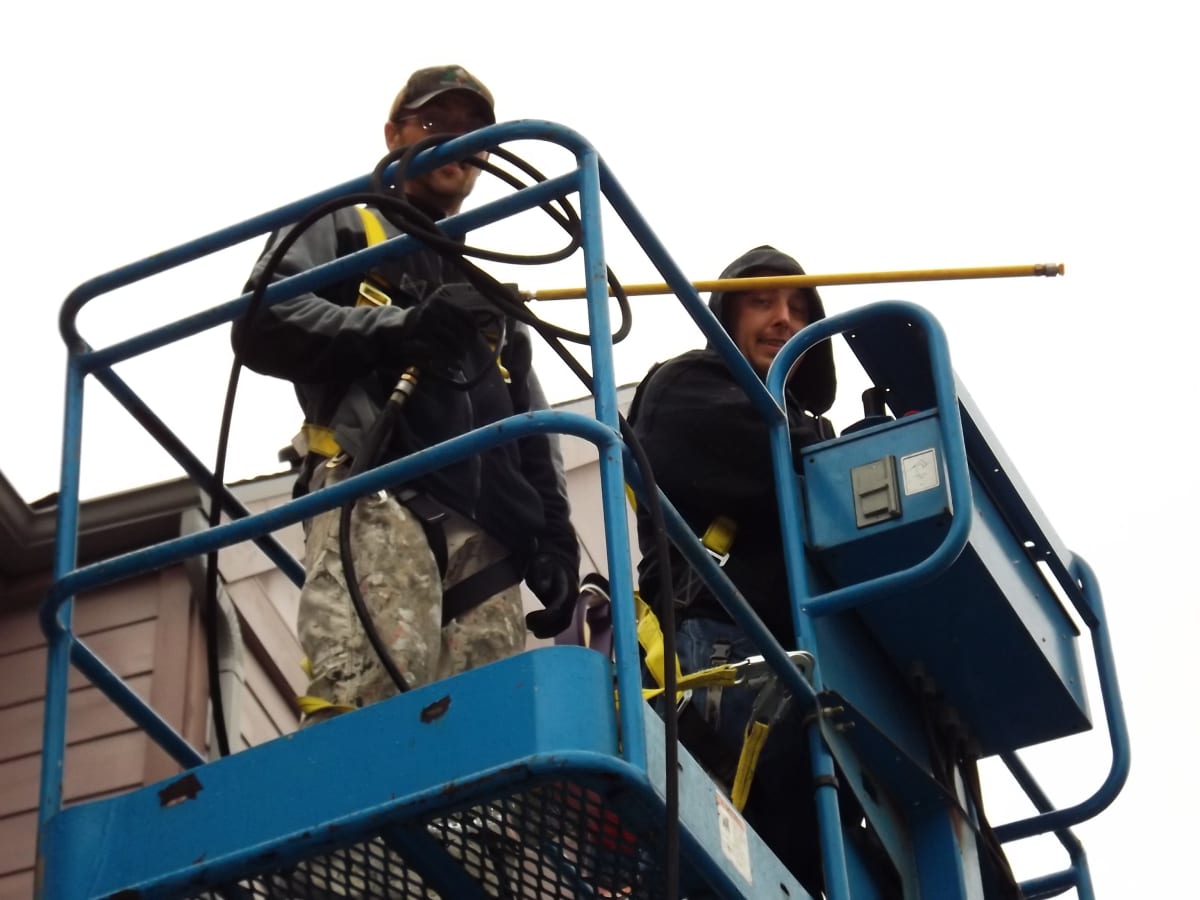 Palace Inn Hotel Exterfior Repaint Lincoln City, OR Gallery Image