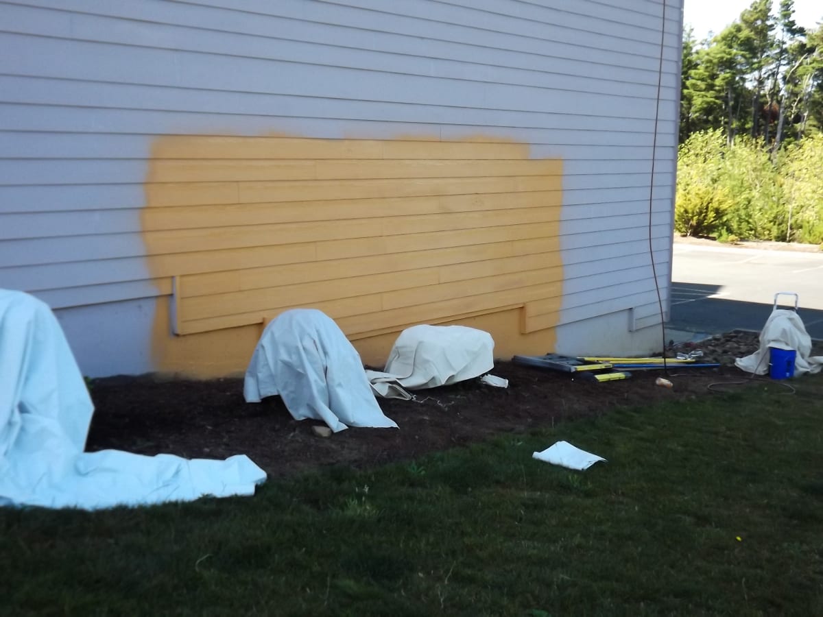 Palace Inn Hotel Exterfior Repaint Lincoln City, OR Gallery Image