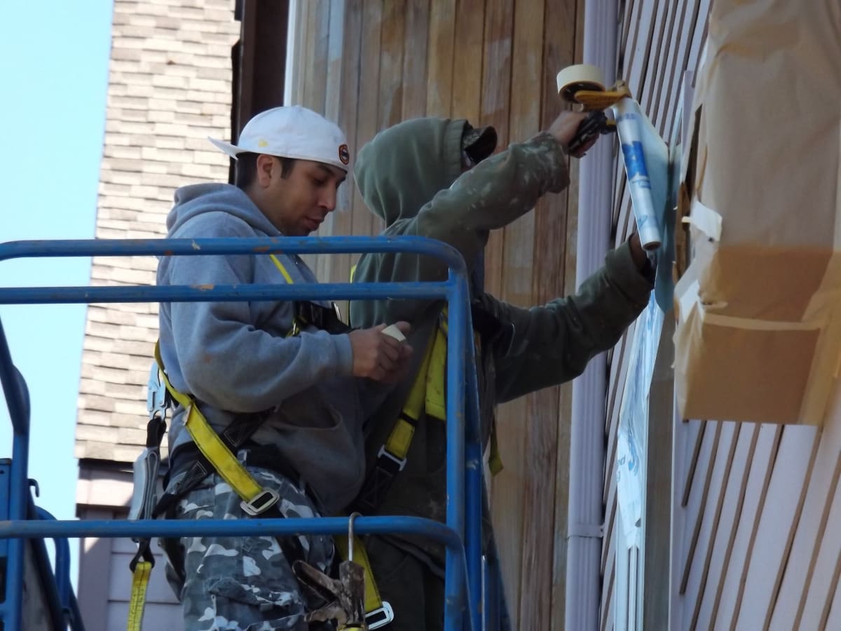 Palace Inn Hotel Exterfior Repaint Lincoln City, OR Gallery Image