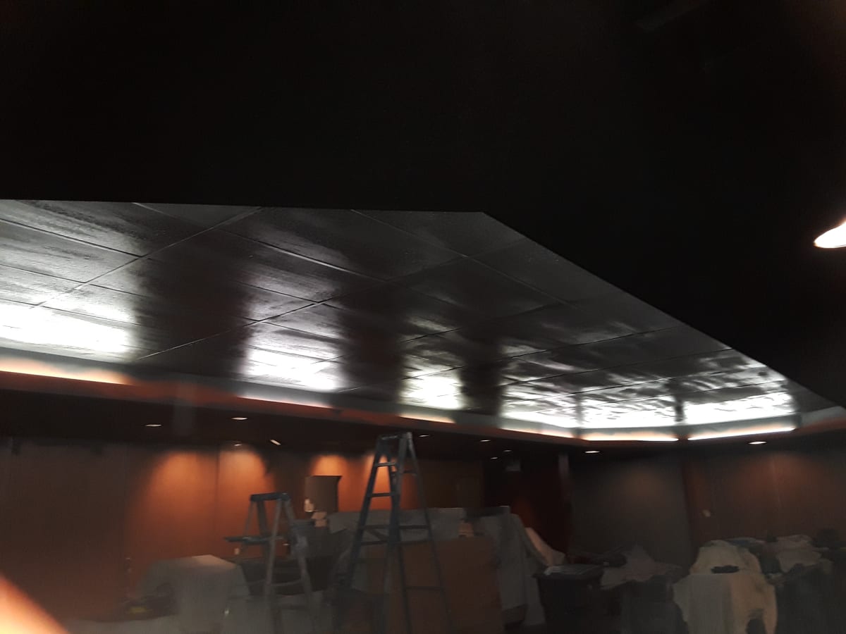 VR TECH ARENA SW PDX Interior Remodel Gallery Image