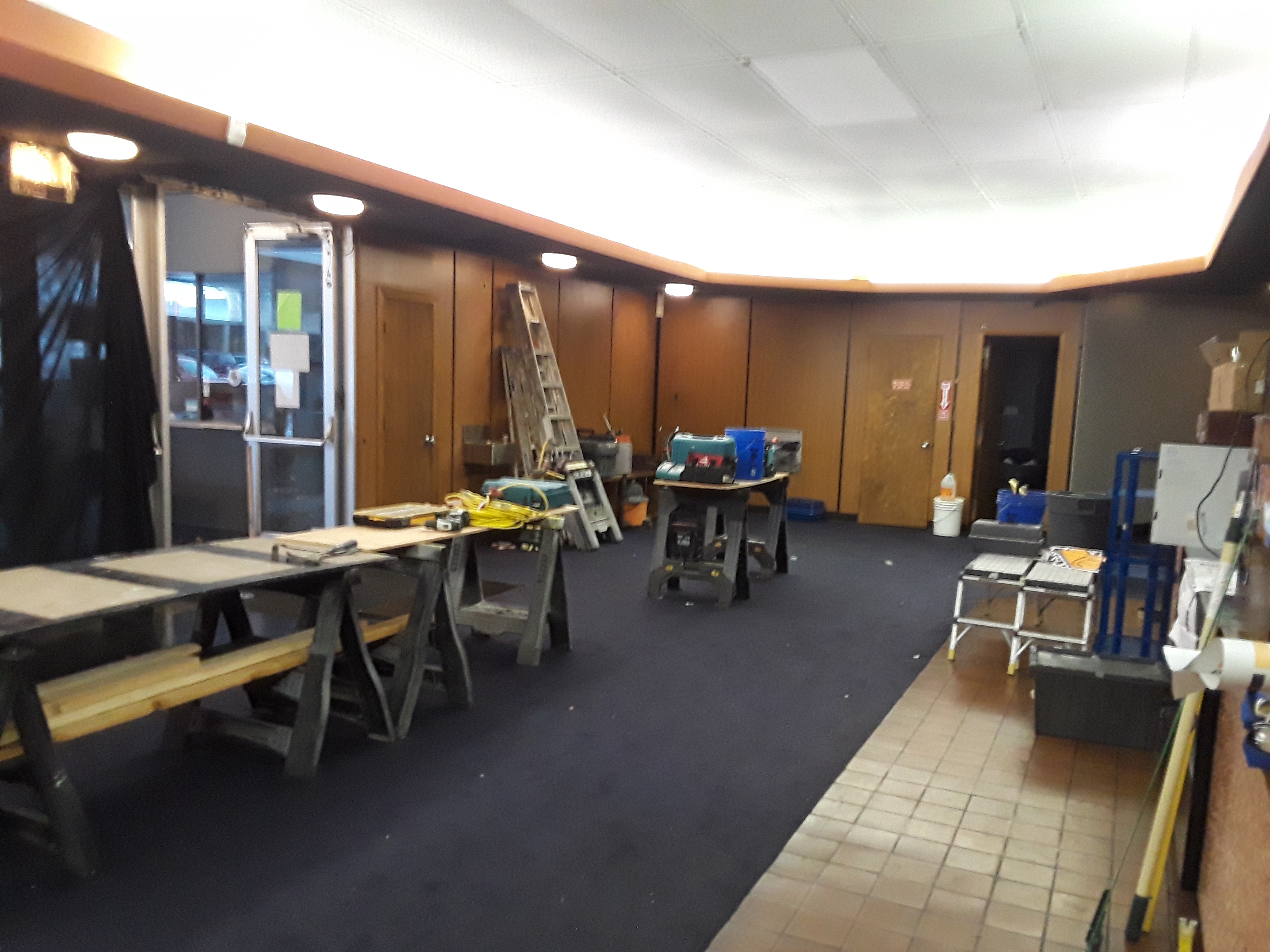 VR TECH ARENA SW PDX Interior Remodel