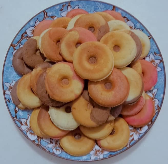 Tri-Tone Mini Donut Platter
