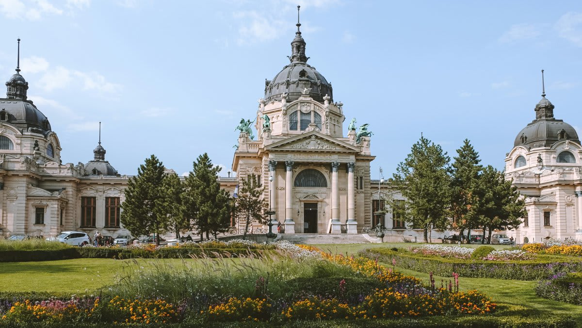 Hungary visa services - Sky Visa