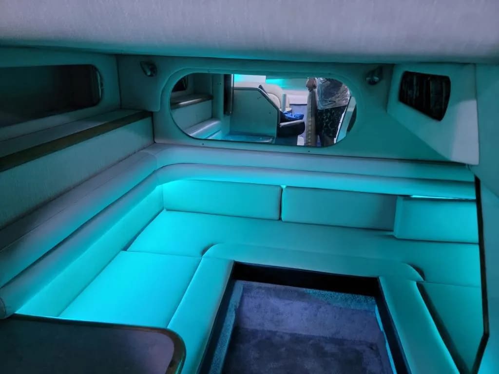 Yacht Lazy Dayz available for rental in Cancún 12
