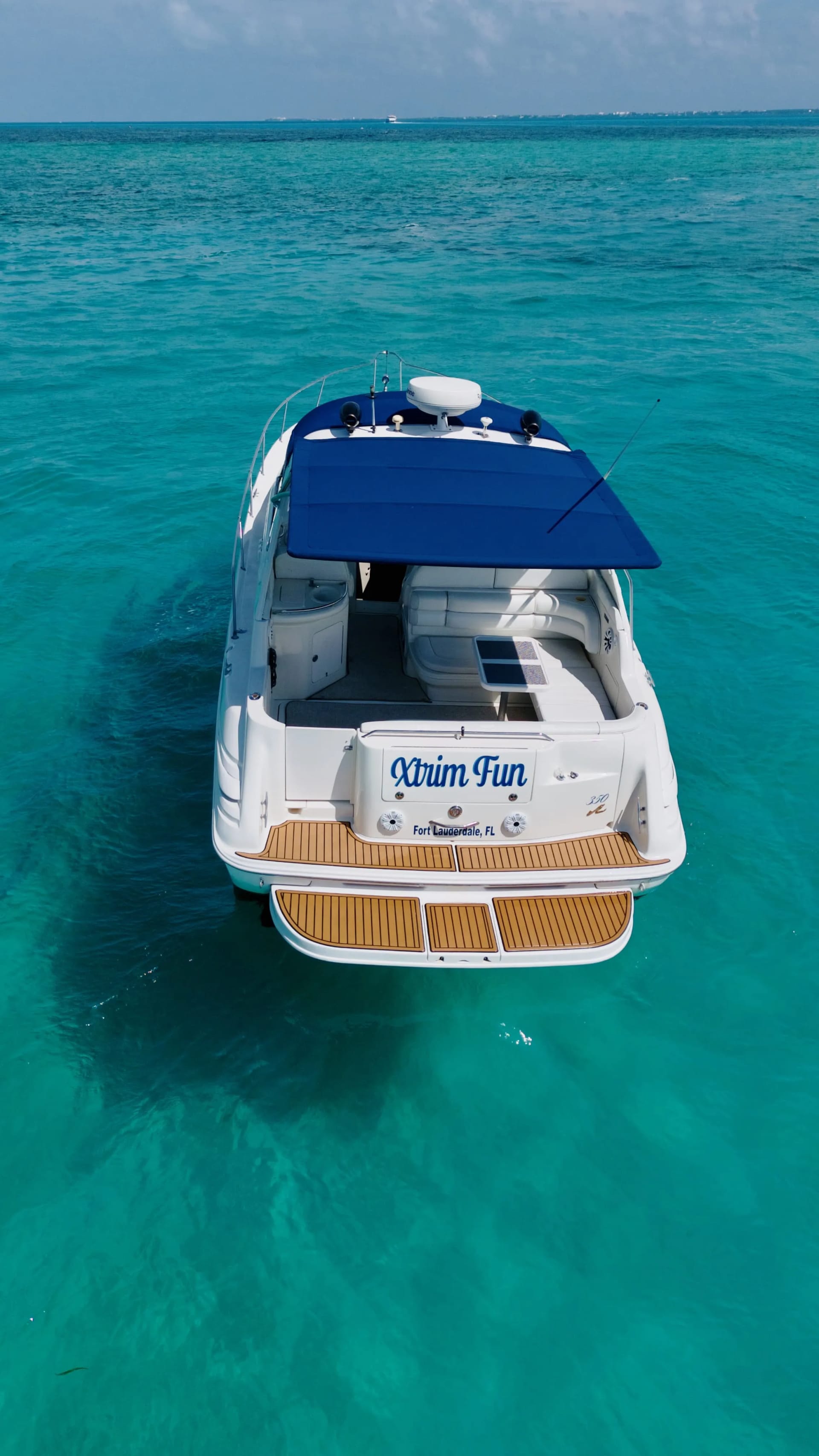 Yacht Xtreme Fun available for rental in Cancún 5