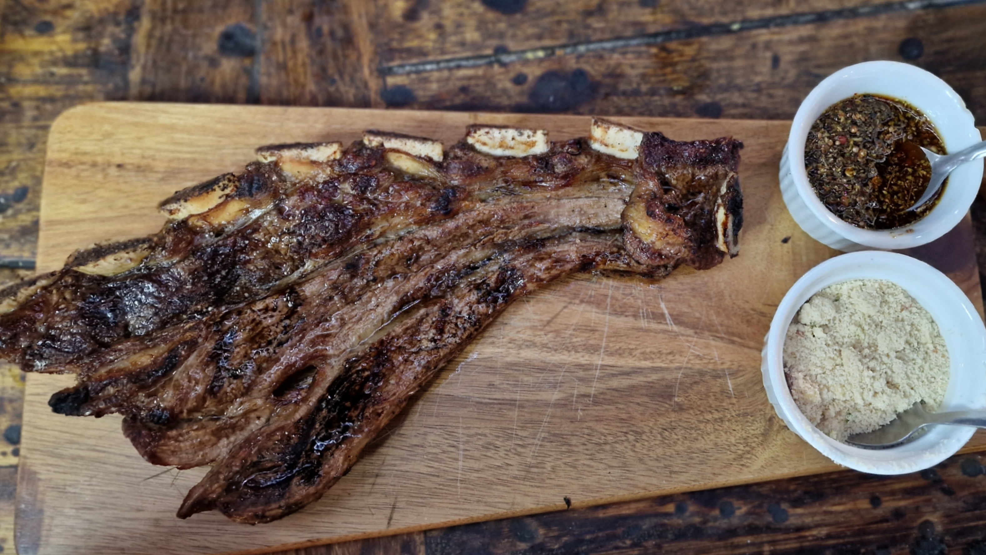 Asado con Chimichurri y Farofa