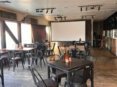 Taringuita | Espacio versátil y eventos con pantalla gigante