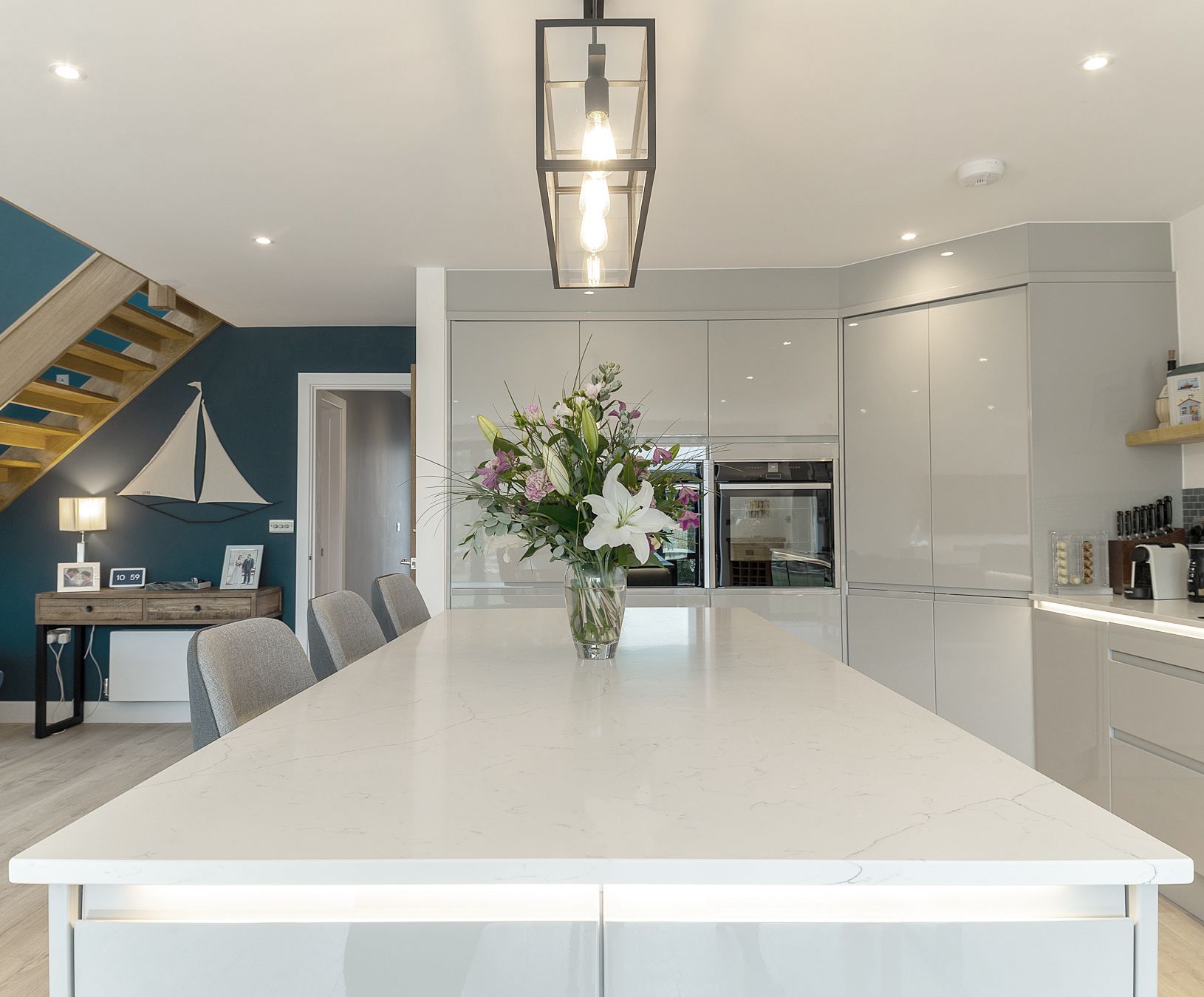 Modern house design in Mudeford Beach House