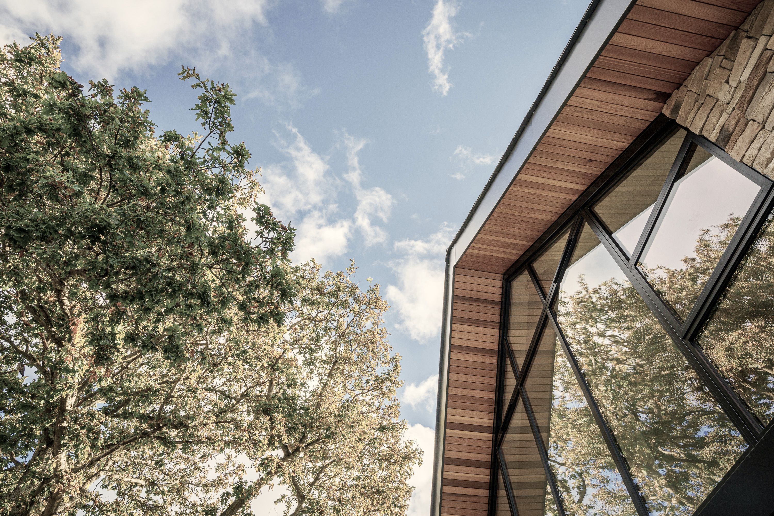 Beautiful picture of a house built by Broad Construction