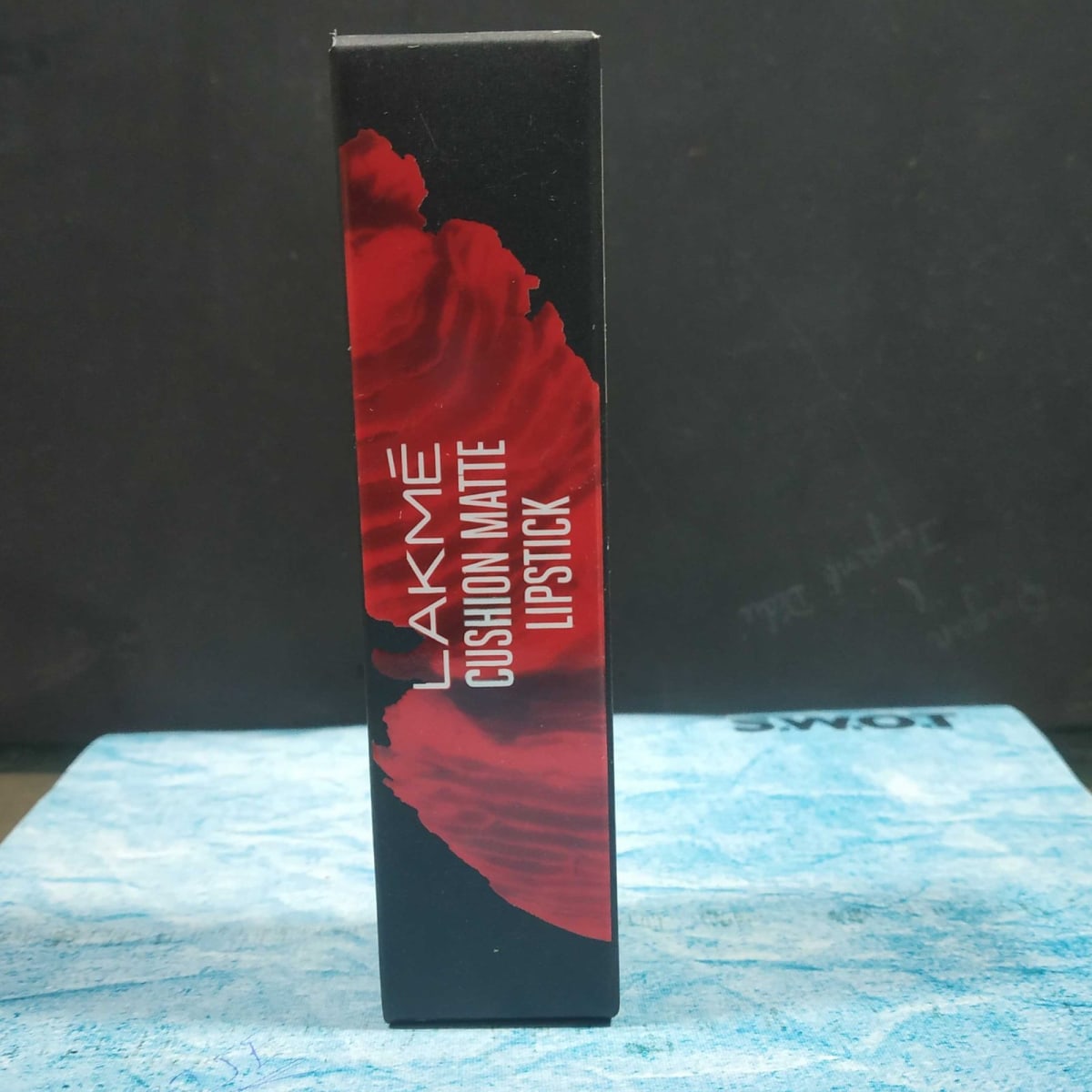 Lakme Cushion Matt Lipstick Co1