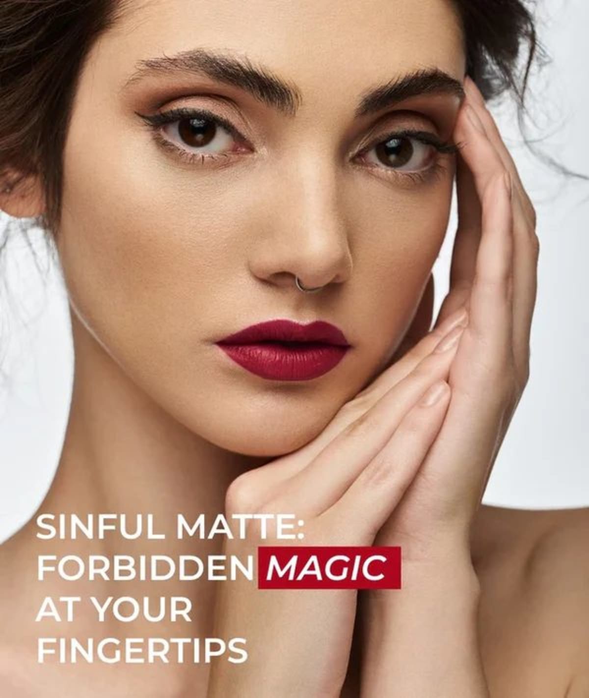 Colorbar Sinful Matte Lipcolor 028 — view 3 Colorbar Sinful Matte Lipcolor 028 — view 3