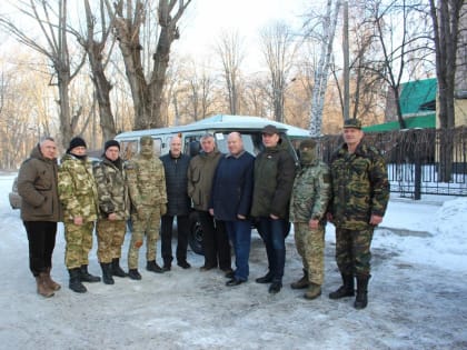 Орловское реготделение «Единой России» передало военнослужащим ЛНР гуманитарную помощь