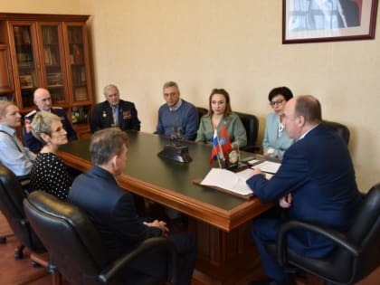 Музалевскому представили кандидатов в члены Общественной палаты