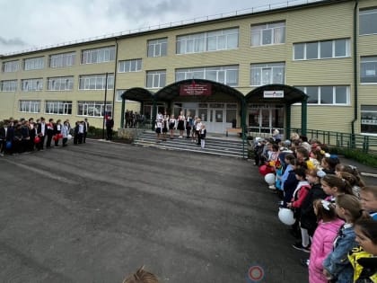 Прокуратура выявила нарушения при ремонте школы в селе Успенском Ливенского района