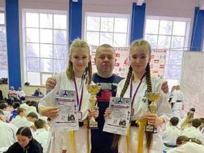 Орловские каратистки привезли две медали с Всероссийских соревнований