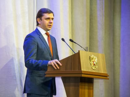 Митрополит Тихон посетил торжественное мероприятие в честь Международного женского дня