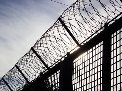 Житель Глазуновского района проведёт в тюрьме 8 лет за убийство женщины