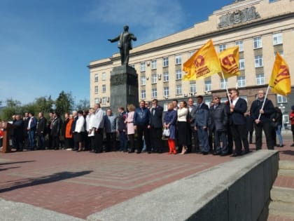 Орловские справедливороссы приняли участие в первомайском митинге