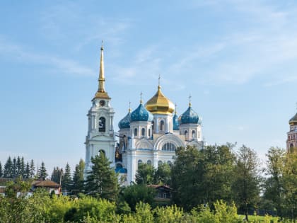 В Неделю 11-ю по Пятидесятнице Архипастырь совершил Литургию в Спасо-Преображенском соборе Болхова