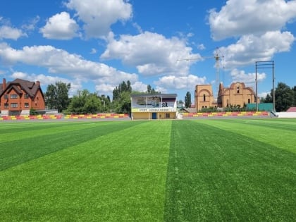 В Ливнах начали сдавать в аренду беговую дорожку