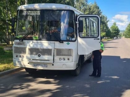 Под Орлом гаишники взялись за водителей автобусов