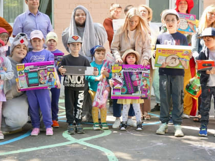 Свою работу начала социально-коммуникативная площадка для детей с ОВЗ «Радуга»