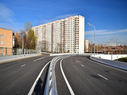 Жизнь у обочины: врач рассказал, кому не стоит жить в домах рядом с автодорогой