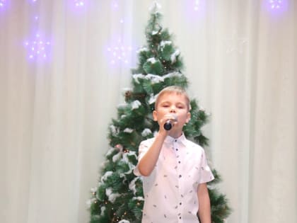 В поселке Знаменка прошёл Рождественский благотворительный концерт